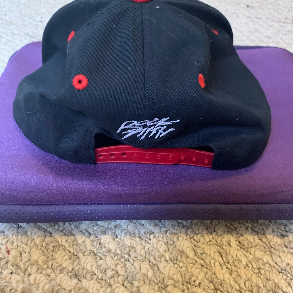 Hat - Picture 2 of 2